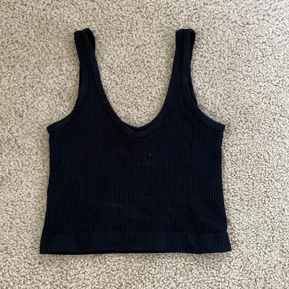 Urban outfitters cropped black tank top